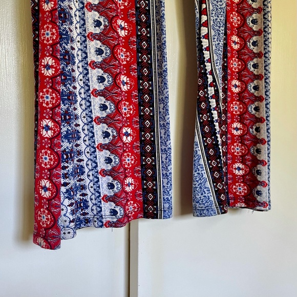 Francesca’s Paisley Boho Hippie Flared Leggings - Picture 3 of 6